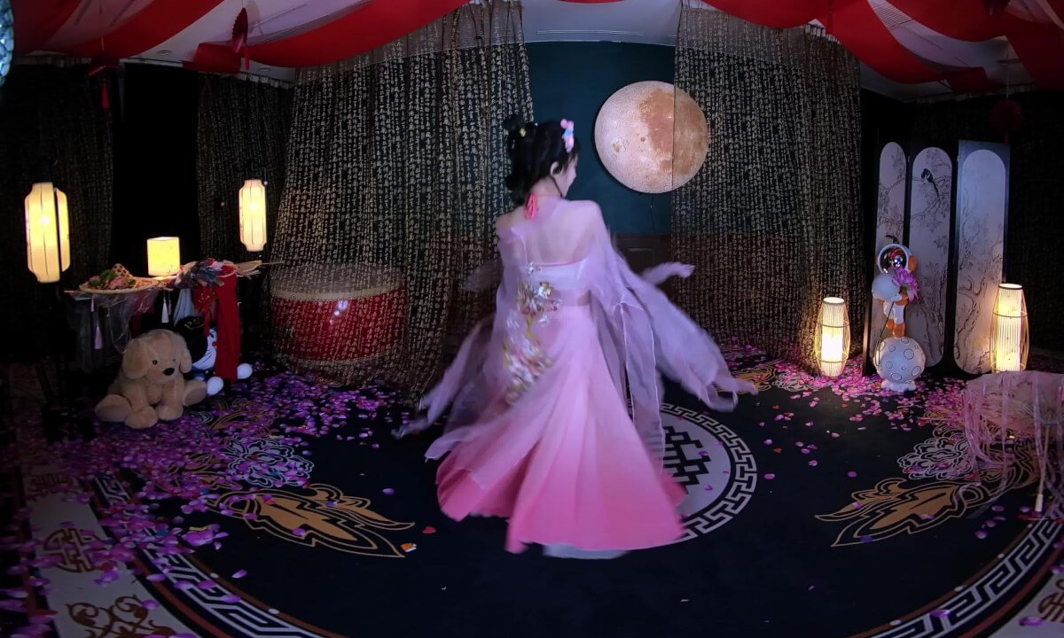 狸妖妖liyaoyao 20251105001 红马 3D VR 180 8K cover