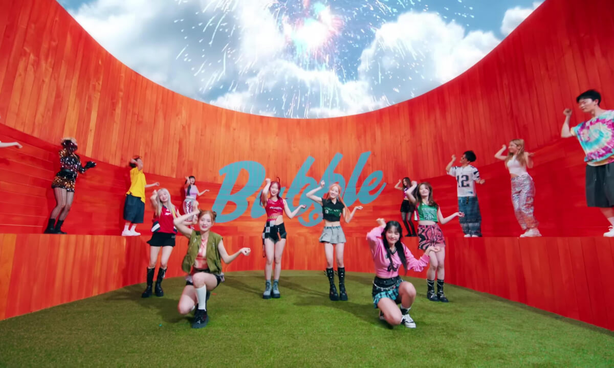 'Bubble' MV cover