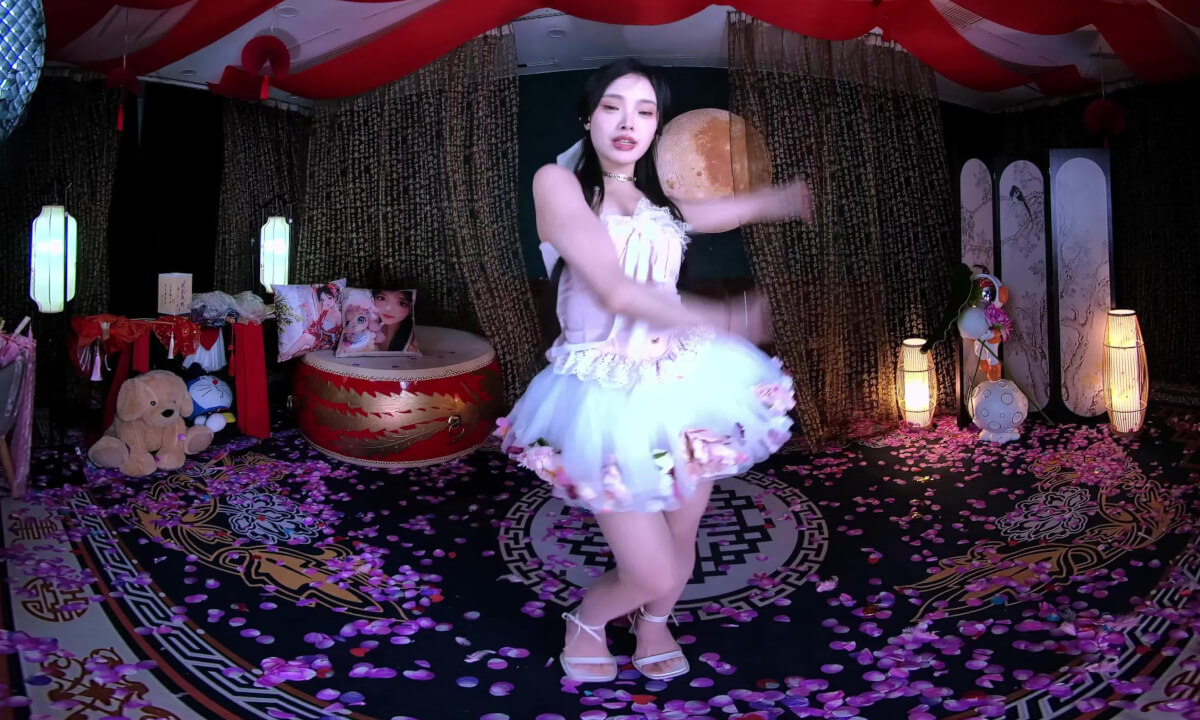 狸妖妖liyaoyao 20251112001 恋爱告急 3D VR 180 8K cover